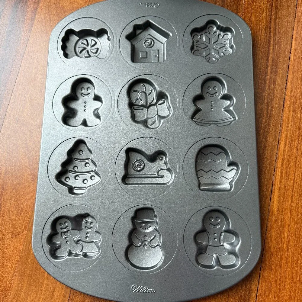 Wilton Christmas Winter Holiday Shapes Non-Stick Cookie Pan - Picture 1 of 3